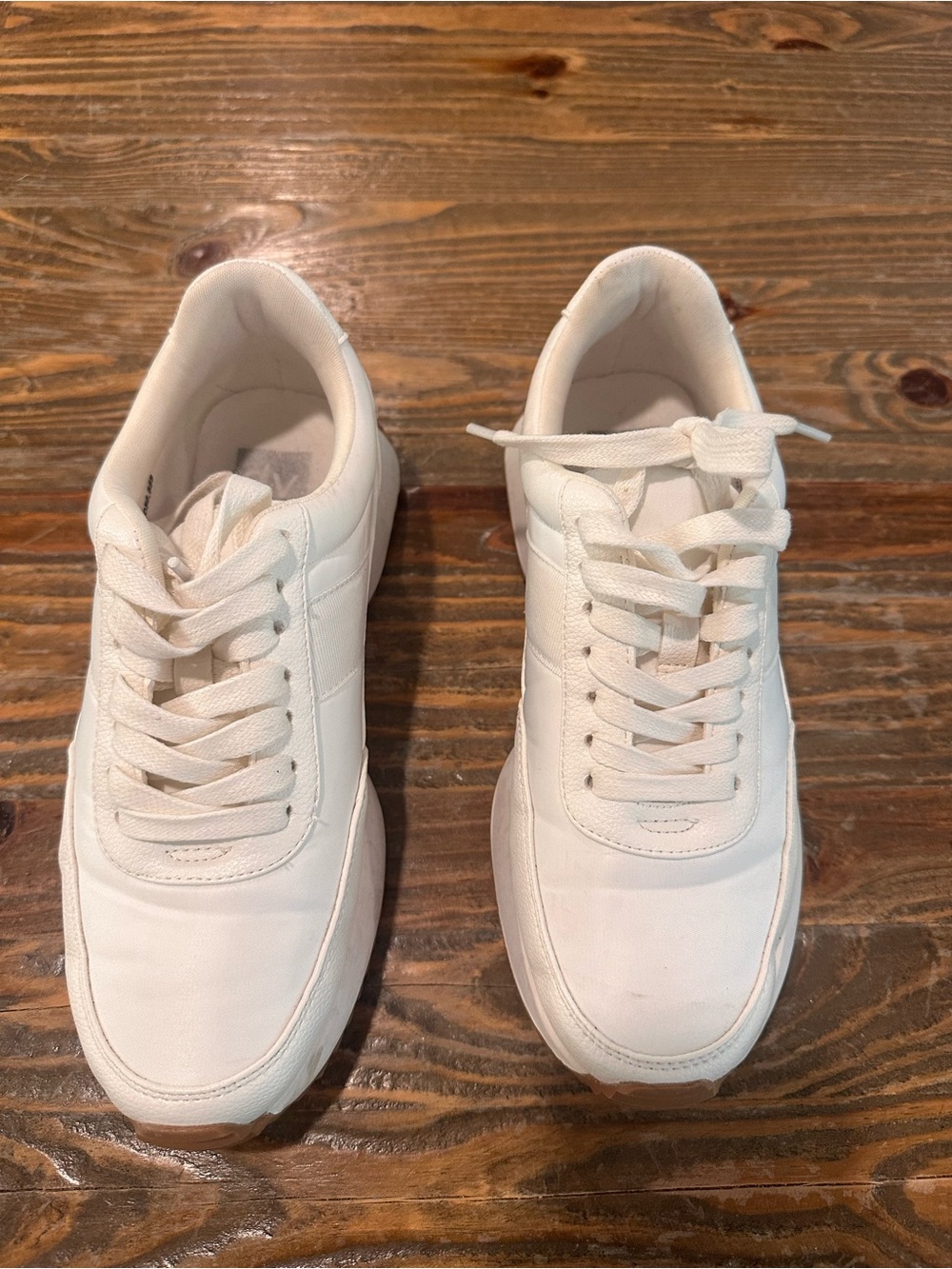 Classic White Women’s dolce vita  Low-Top Sneakers